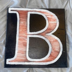 canvas painting - letter B